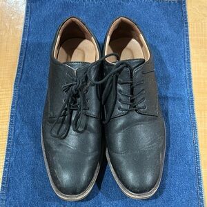 Men's Black Leather Dress Shoes
